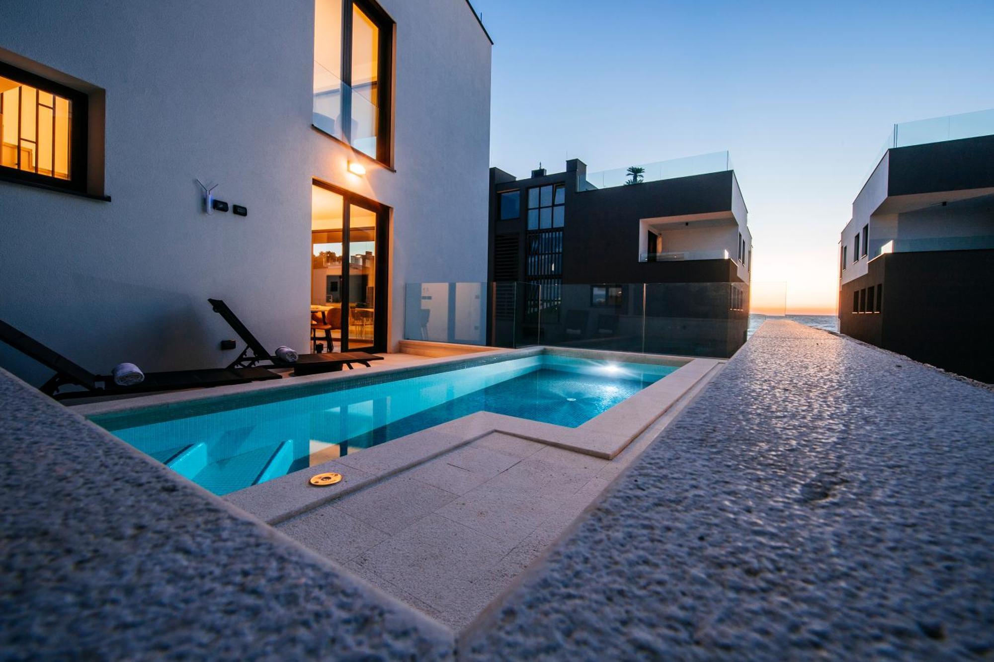 Crystal Holiday Residence II Sukosan Exterior photo