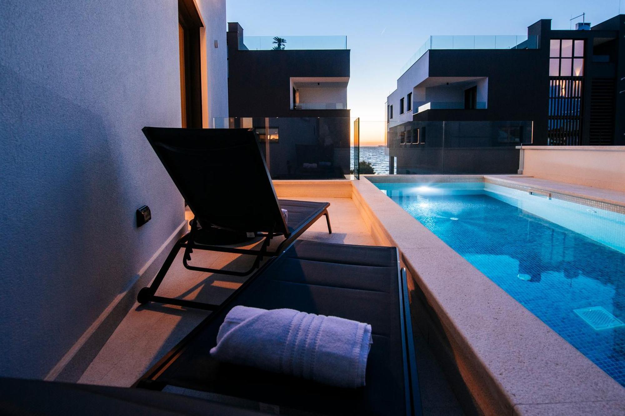 Crystal Holiday Residence II Sukosan Exterior photo