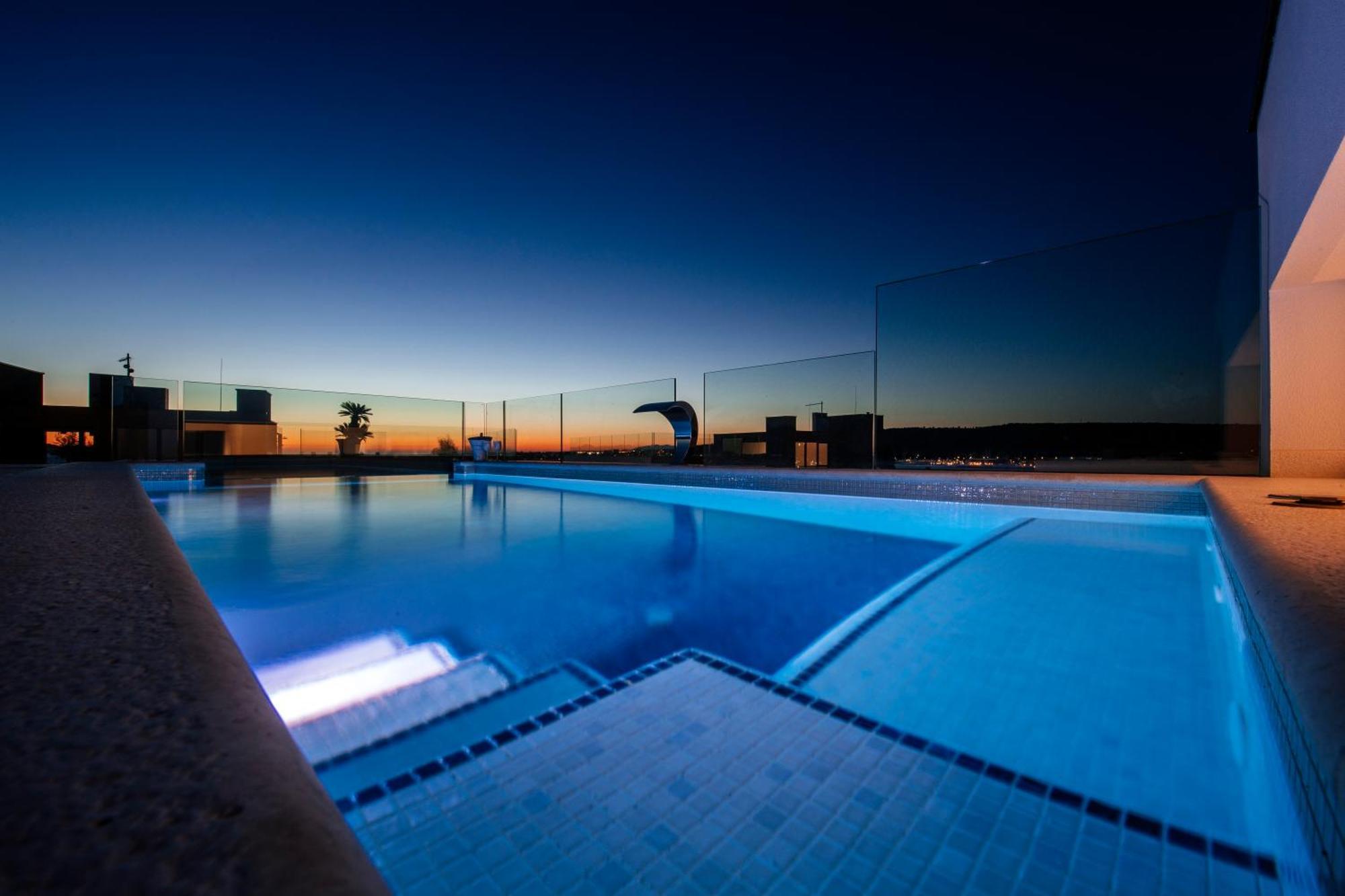 Crystal Holiday Residence II Sukosan Exterior photo