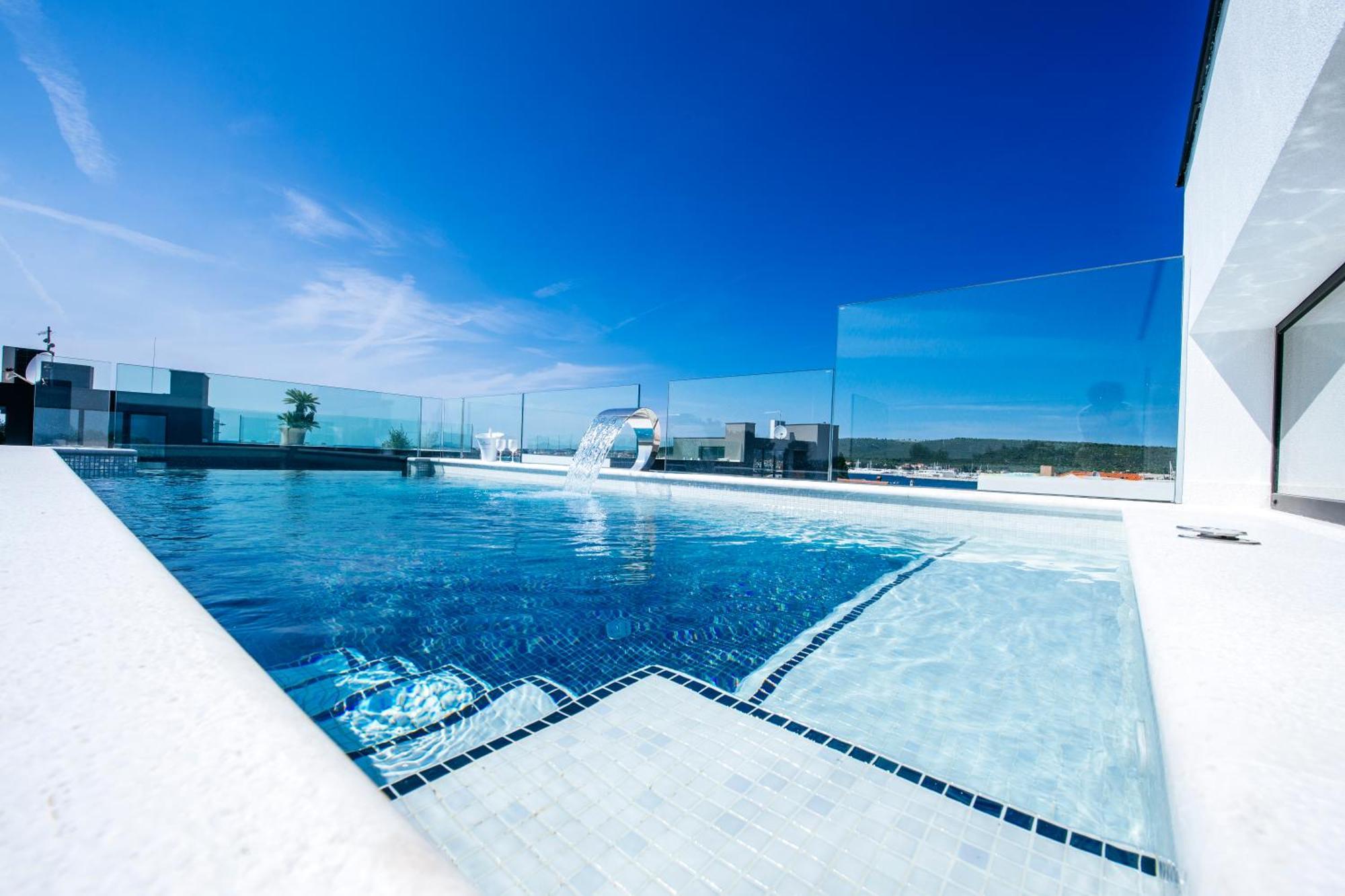 Crystal Holiday Residence II Sukosan Exterior photo