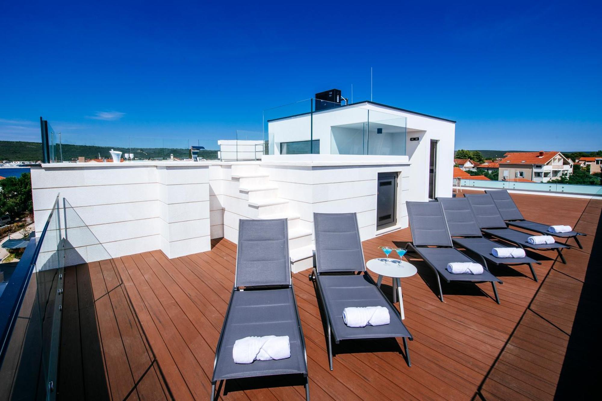 Crystal Holiday Residence II Sukosan Exterior photo