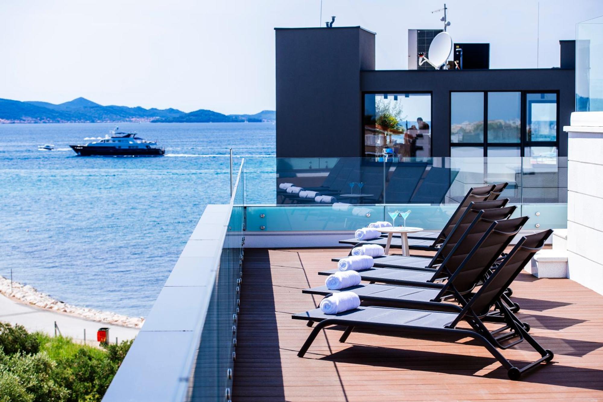 Crystal Holiday Residence II Sukosan Exterior photo