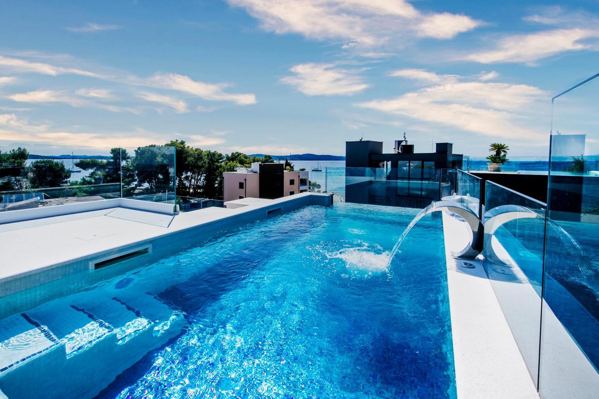 Crystal Holiday Residence II Sukosan Exterior photo